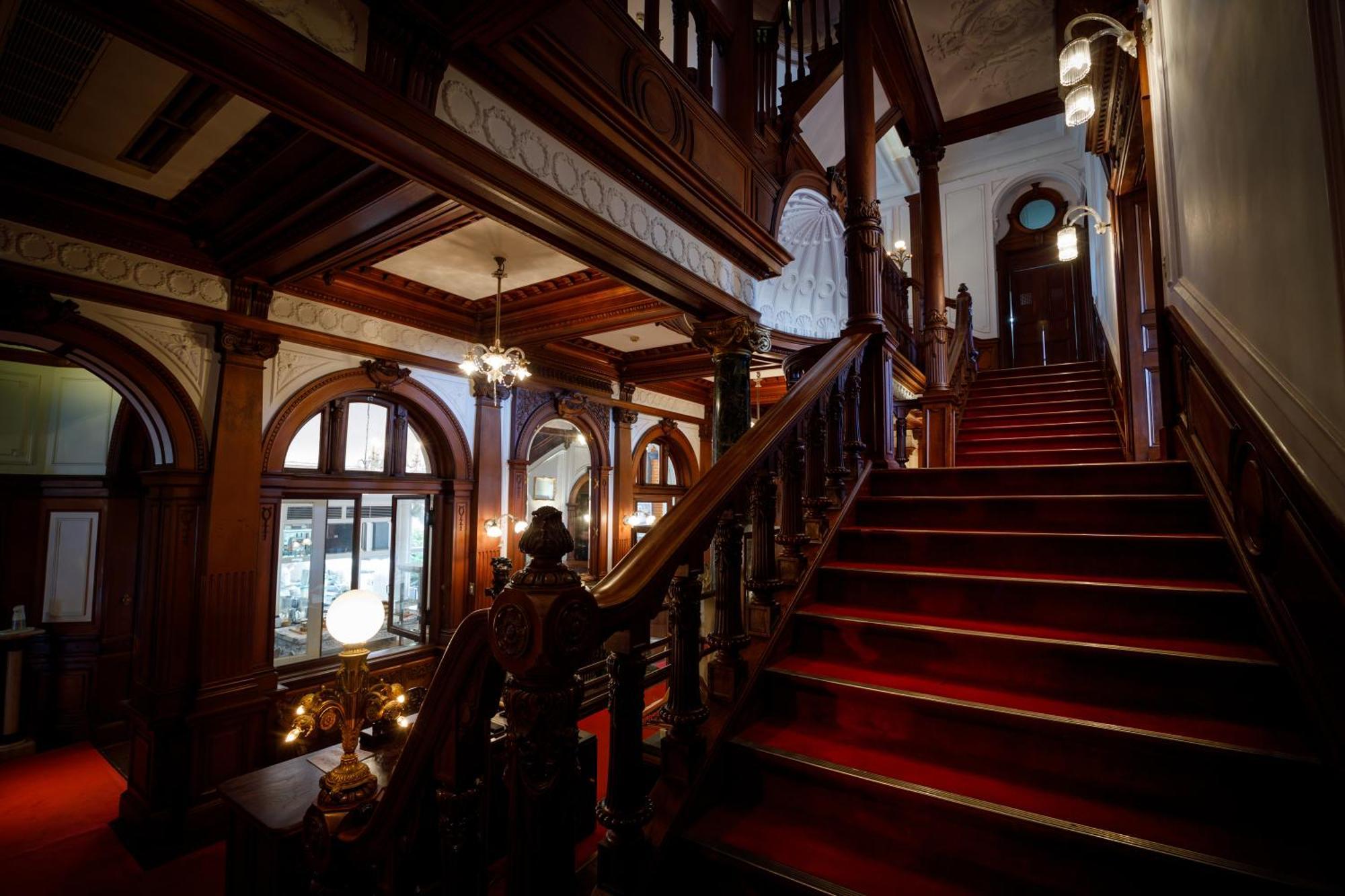 Hotel Chourakukan Kyoto Gion 長楽館 ภายนอก รูปภาพ